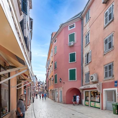 Sea View Apartment Rovinj Eksteriør bilde