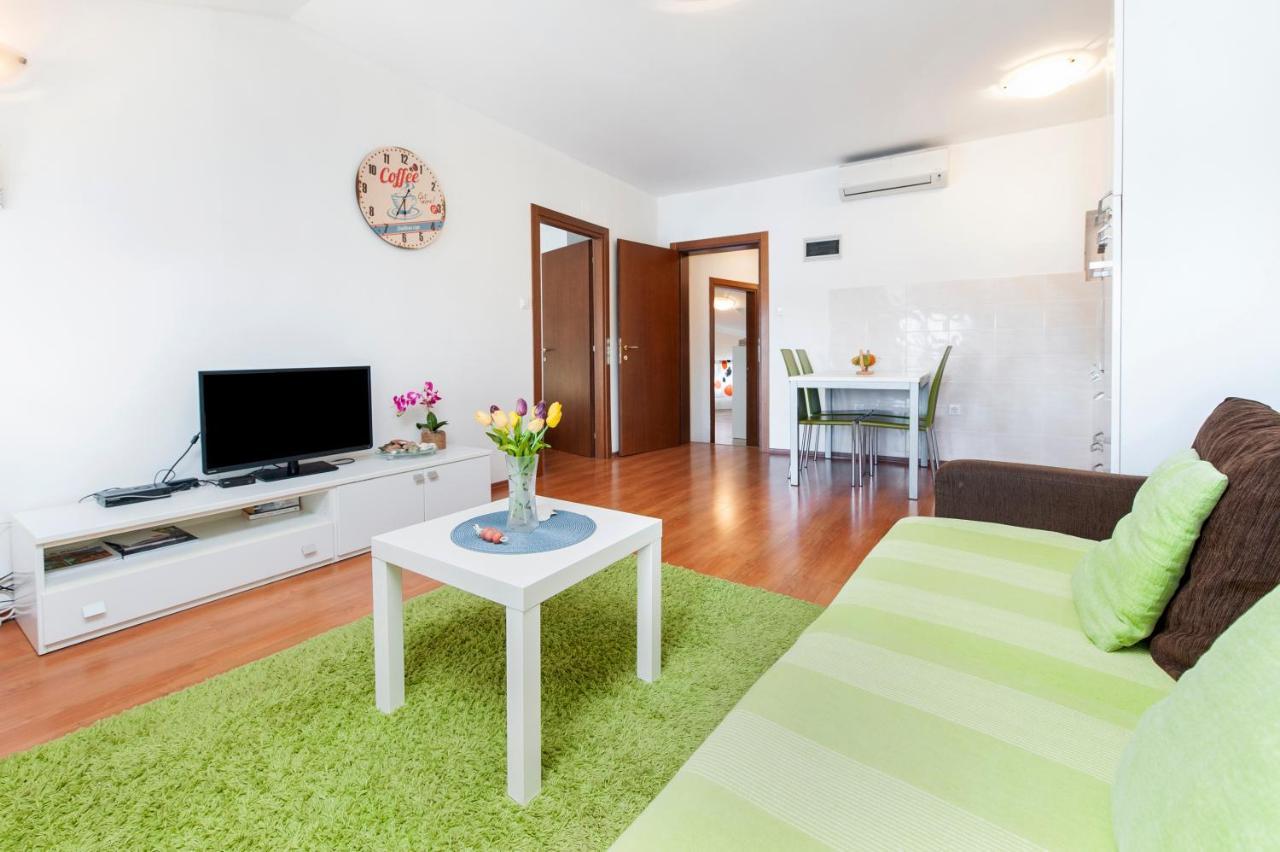 Sea View Apartment Rovinj Eksteriør bilde