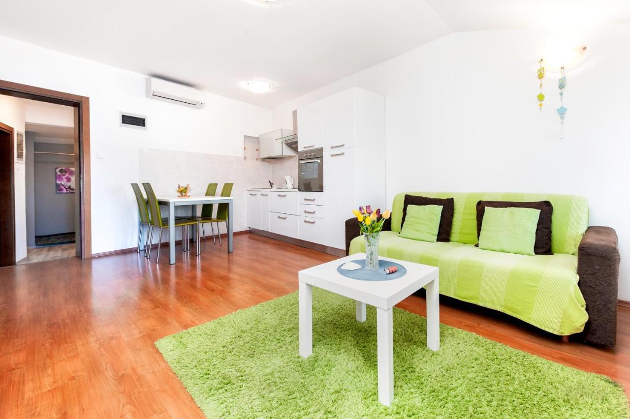 Sea View Apartment Rovinj Eksteriør bilde